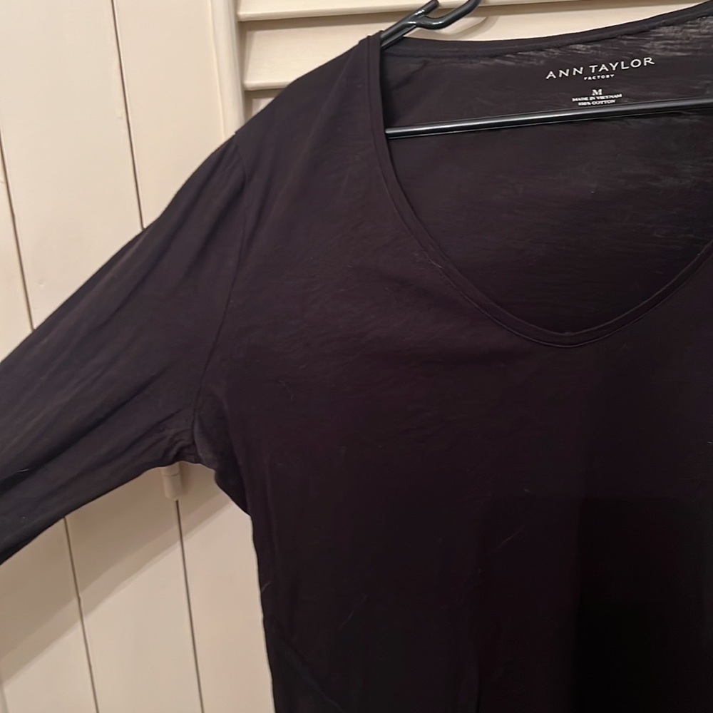 Size medium ann Taylor basic top - Picture 2 of 4